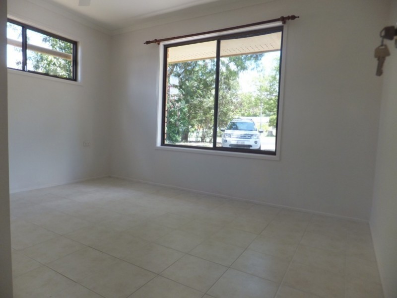 42-44 TYNDALL STREET, Apple Tree Creek QLD 4660