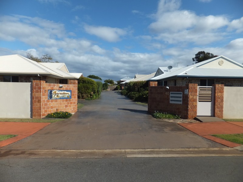 3/40 MACROSSAN STREET, Childers QLD 4660