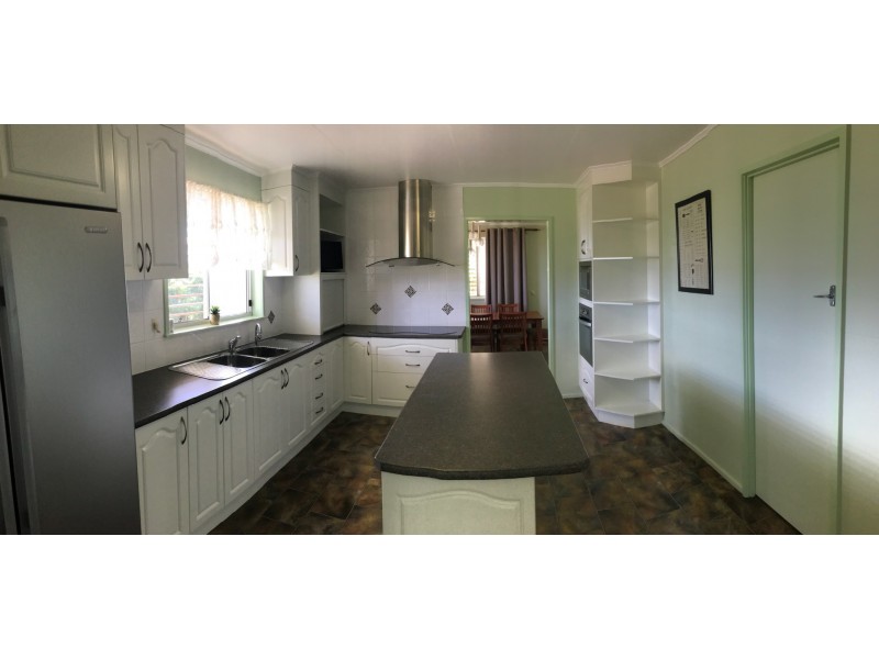 6 HARNEY STREET, Childers QLD 4660