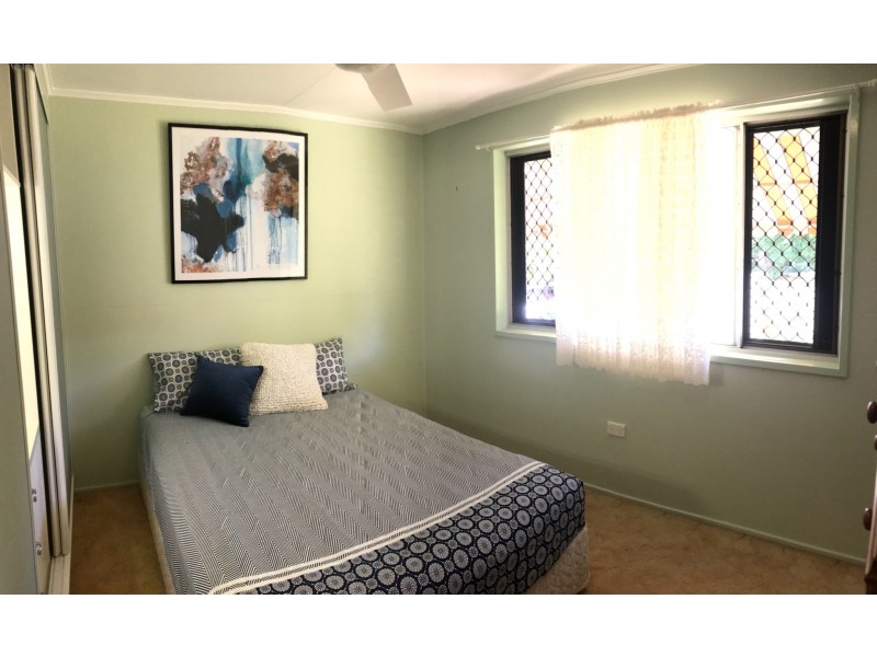 6 HARNEY STREET, Childers QLD 4660