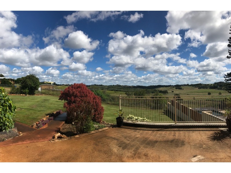 6 HARNEY STREET, Childers QLD 4660