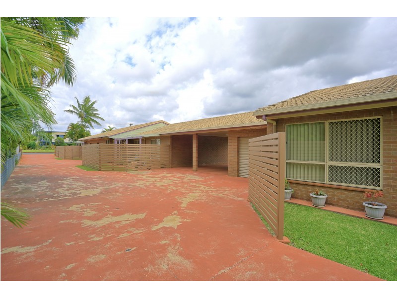 3/5 CEVN STREET, Childers QLD 4660