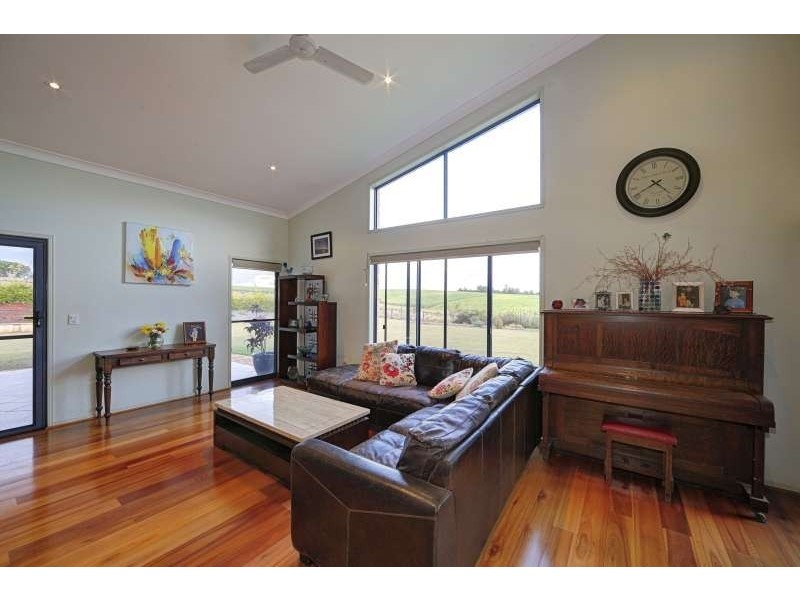 132 ABINGTON ROAD, Abington QLD 4660