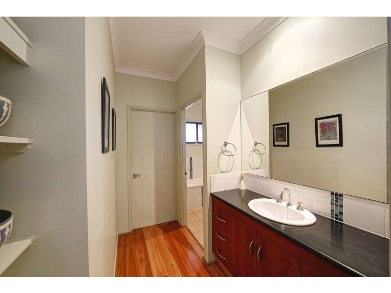 132 ABINGTON ROAD, Abington QLD 4660