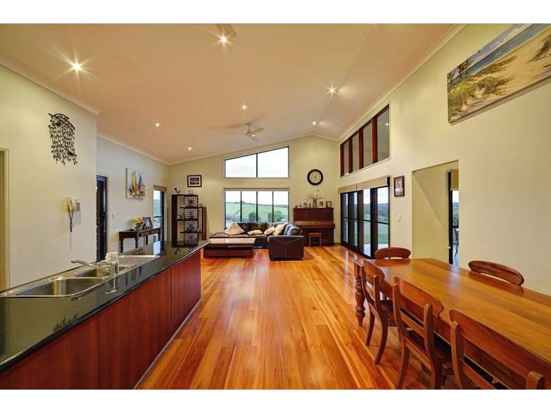 132 ABINGTON ROAD, Abington QLD 4660