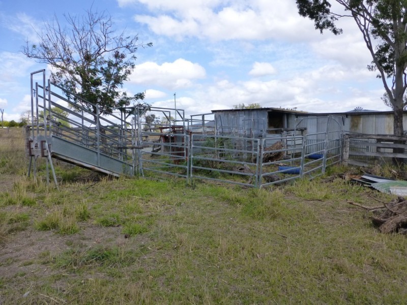 42 BLUFF VIEW ROAD, Biggenden QLD 4621