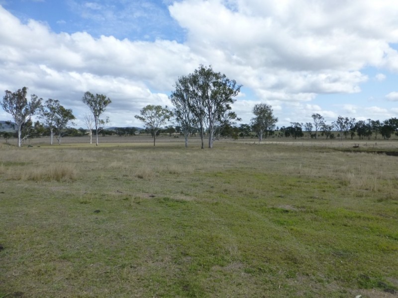 42 BLUFF VIEW ROAD, Biggenden QLD 4621