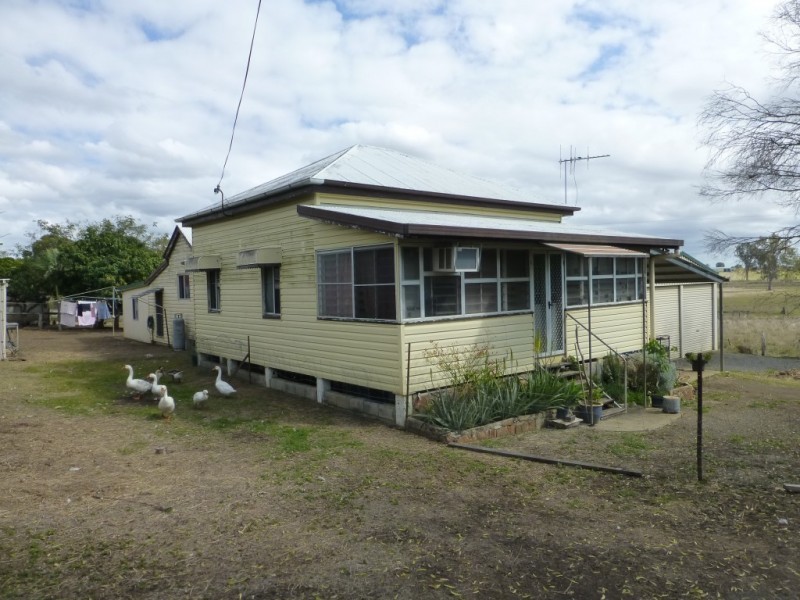 42 BLUFF VIEW ROAD, Biggenden QLD 4621