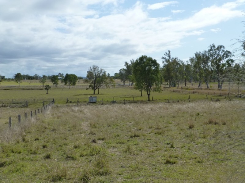 42 BLUFF VIEW ROAD, Biggenden QLD 4621