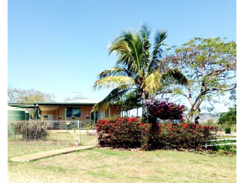 16302 Burnett Highway, Gayndah QLD 4625