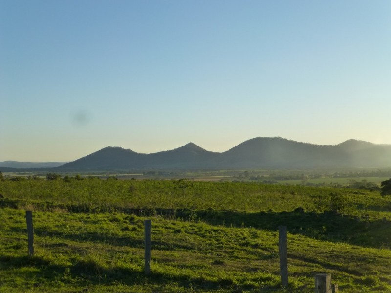 Coalstoun Lakes QLD 4621