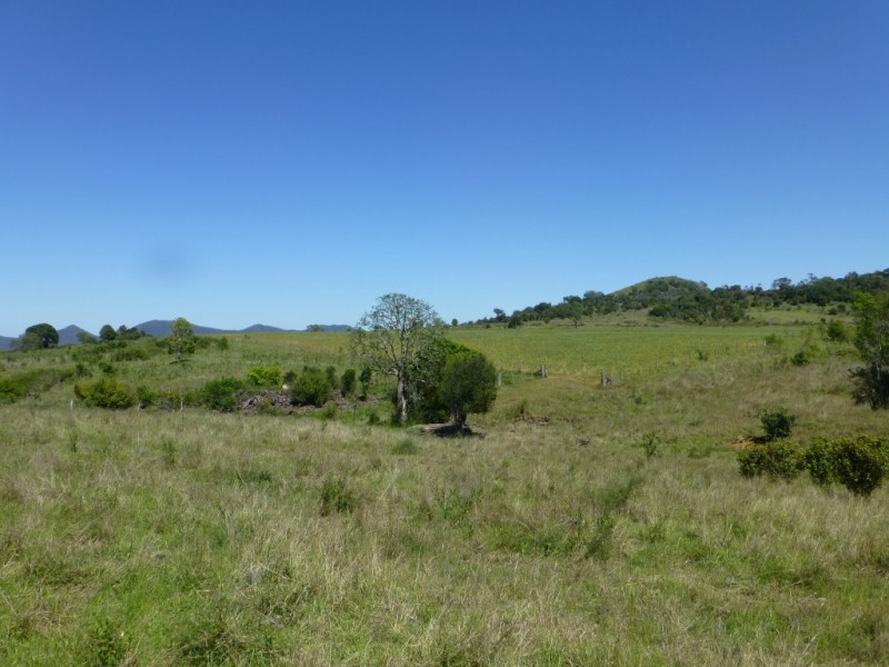 Coalstoun Lakes QLD 4621