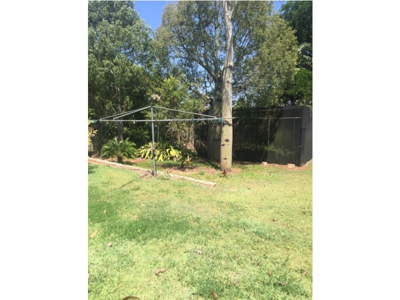 22 Macrossan Street, Childers QLD 4660