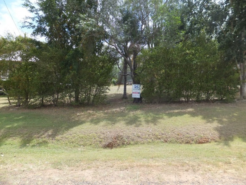 15 MCGIBBON STREET, Apple Tree Creek QLD 4660