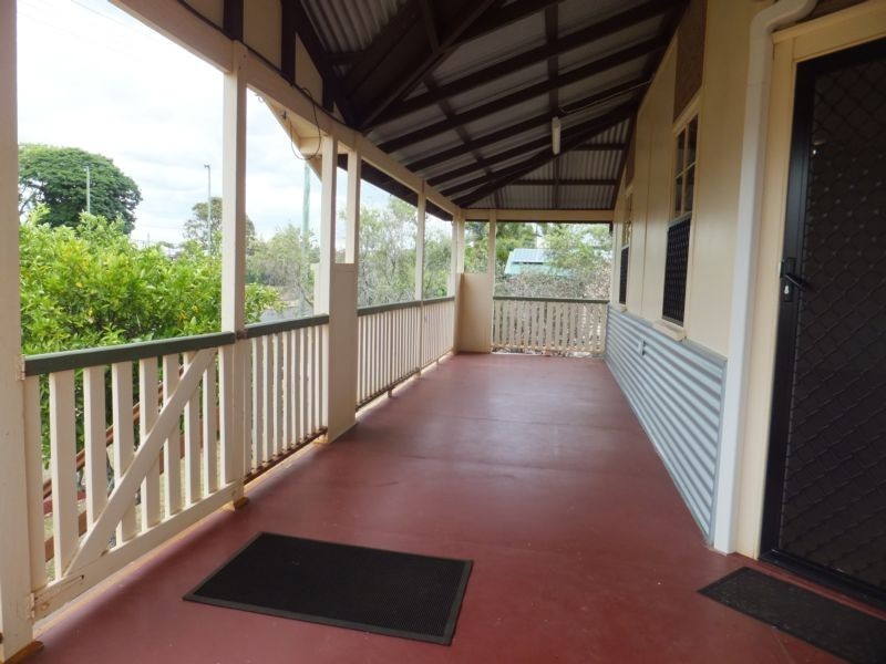 21 Hinkler Street, Childers QLD 4660