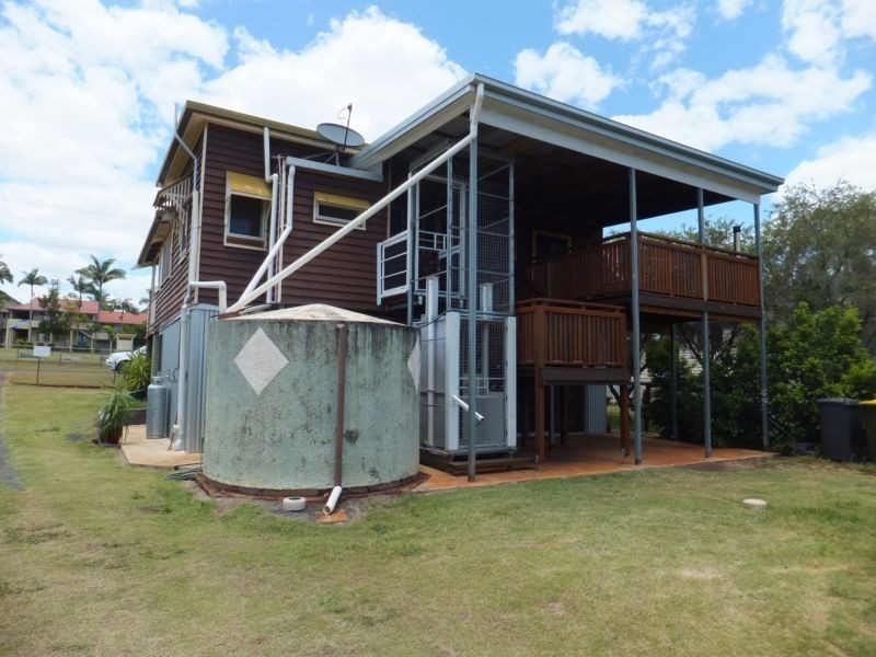 21 Hinkler Street, Childers QLD 4660