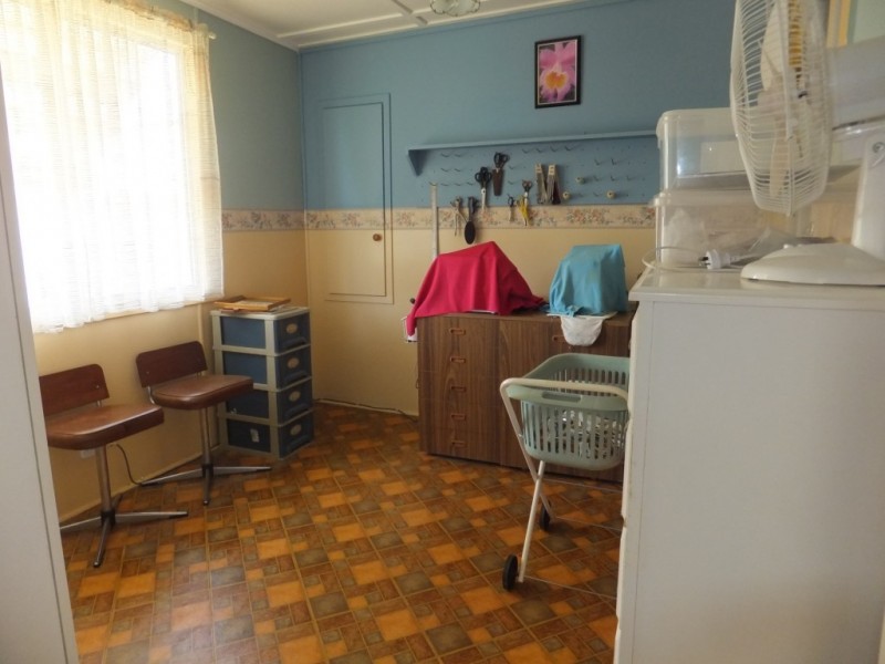 25 NELSON STREET, Childers QLD 4660