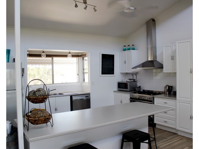 41 Dalgangal Road, Gayndah QLD 4625