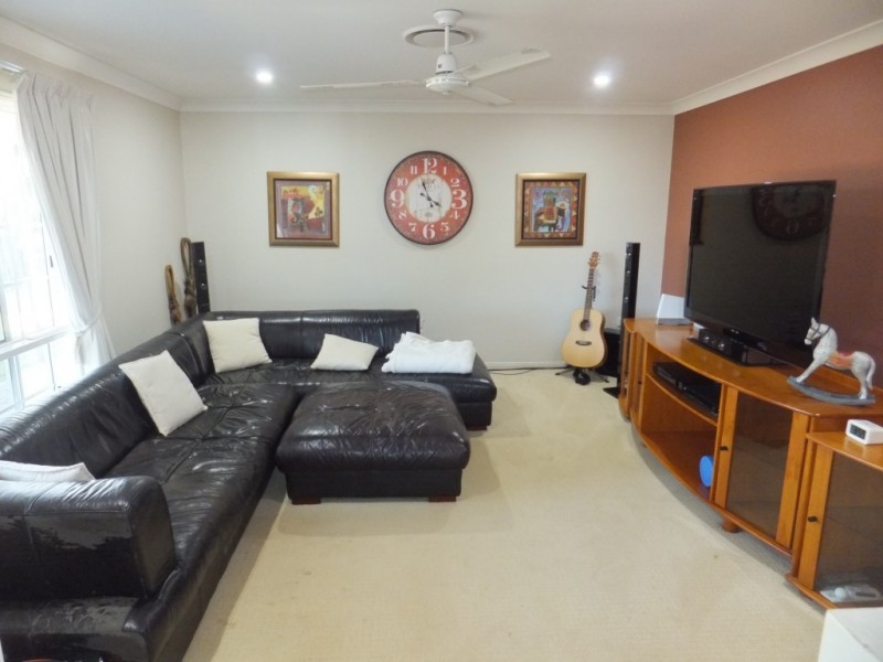 87 NORTH ISIS ROAD, North Isis QLD 4660