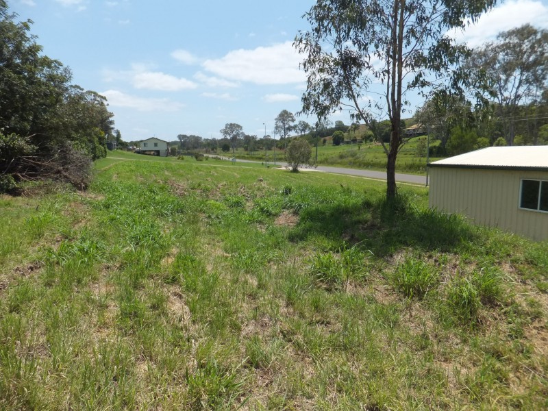 1 BODALLA STREET, Apple Tree Creek QLD 4660