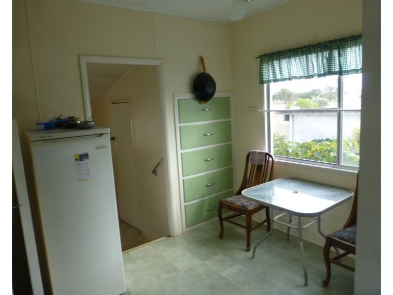 42 Bluffview Road, Biggenden QLD 4621