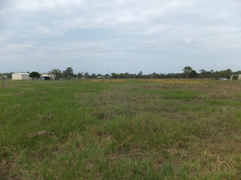 9 RIVER ROAD, Buxton QLD 4660