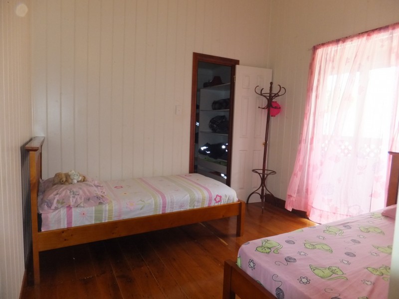 3 NEW STREET, Childers QLD 4660