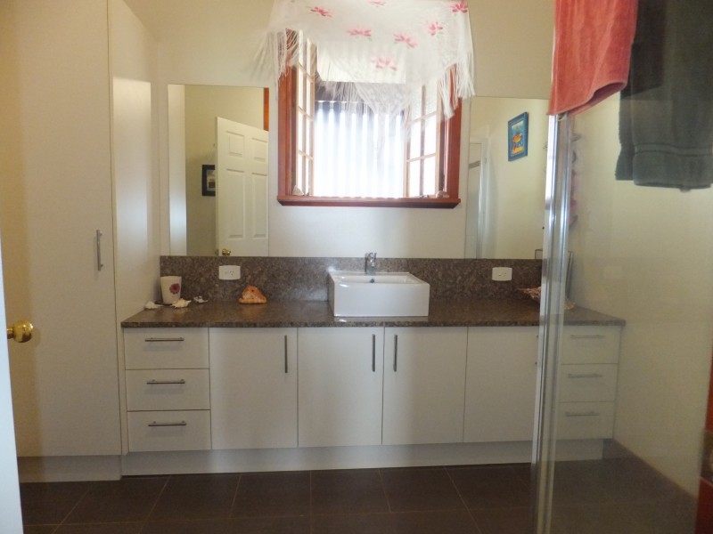 3 NEW STREET, Childers QLD 4660