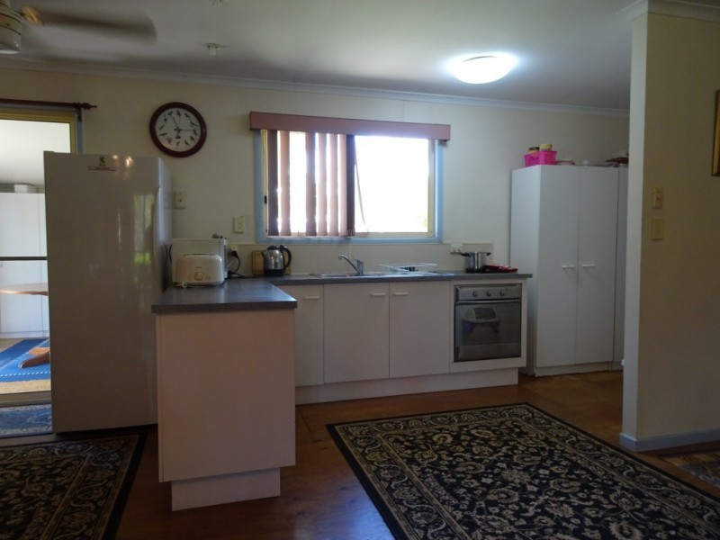 820 KNOCKROE ROAD, North Isis QLD 4660