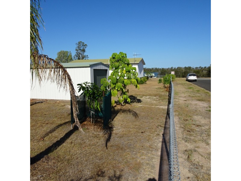 2 WATKINS STREET, Buxton QLD 4660