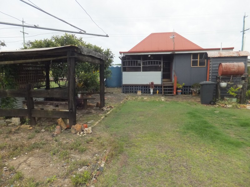 142 STATION ROAD, Horton QLD 4660