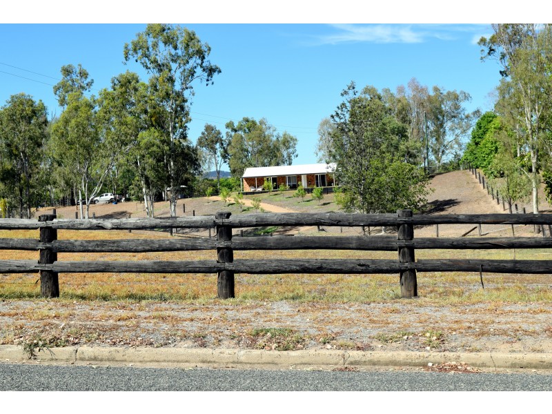 33 Dalgangal Road, Gayndah QLD 4625