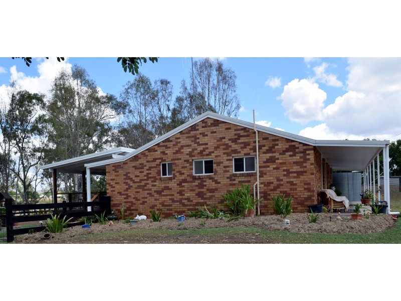 33 Dalgangal Road, Gayndah QLD 4625