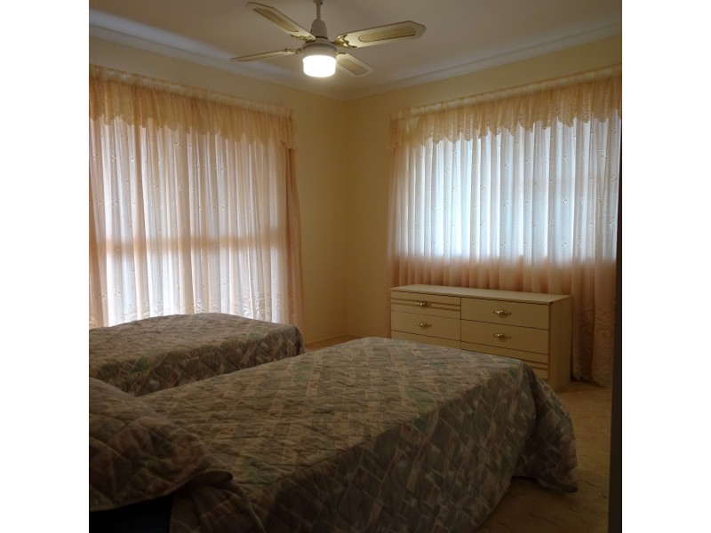 5 NORTH STREET, Childers QLD 4660