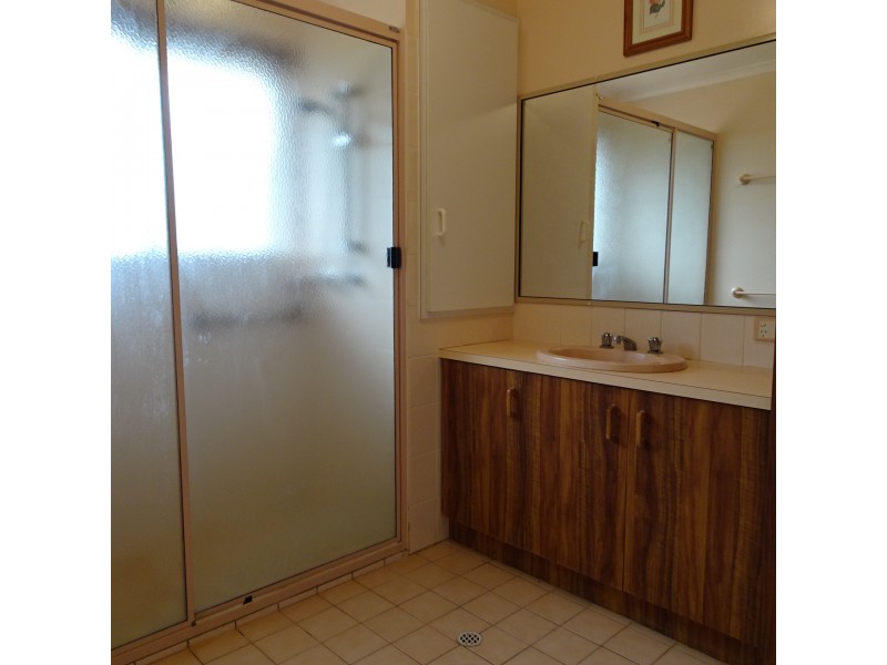 5 NORTH STREET, Childers QLD 4660