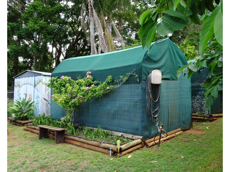 12 ELIZABETH STREET, Childers QLD 4660