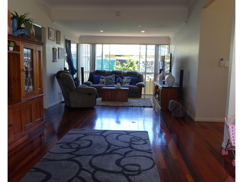 192 CHURCHILL STREET, Childers QLD 4660