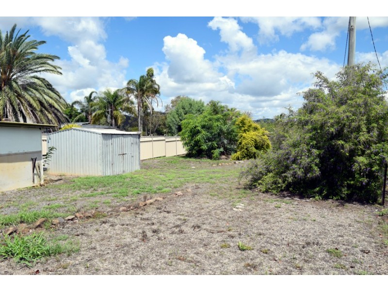 8 Adelong Street, Gayndah QLD 4625