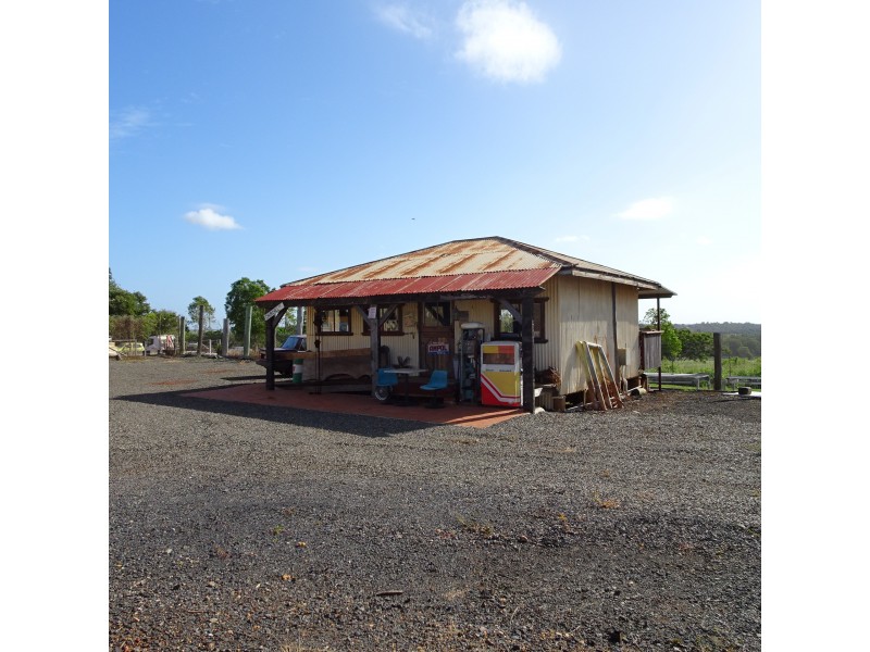 28678 Bruce Highway, Childers QLD 4660