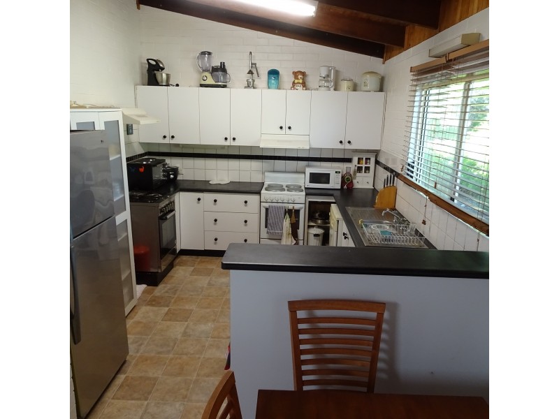 172 WOODGATE ROAD, Goodwood QLD 4660