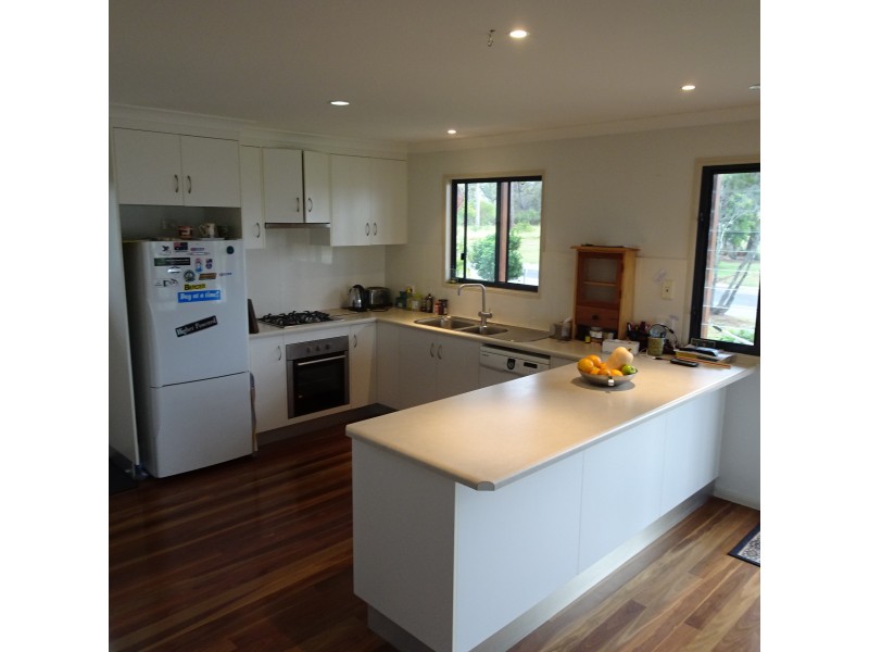 27 STELEY STREET, Buxton QLD 4660