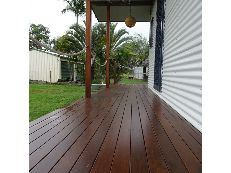 27 STELEY STREET, Buxton QLD 4660