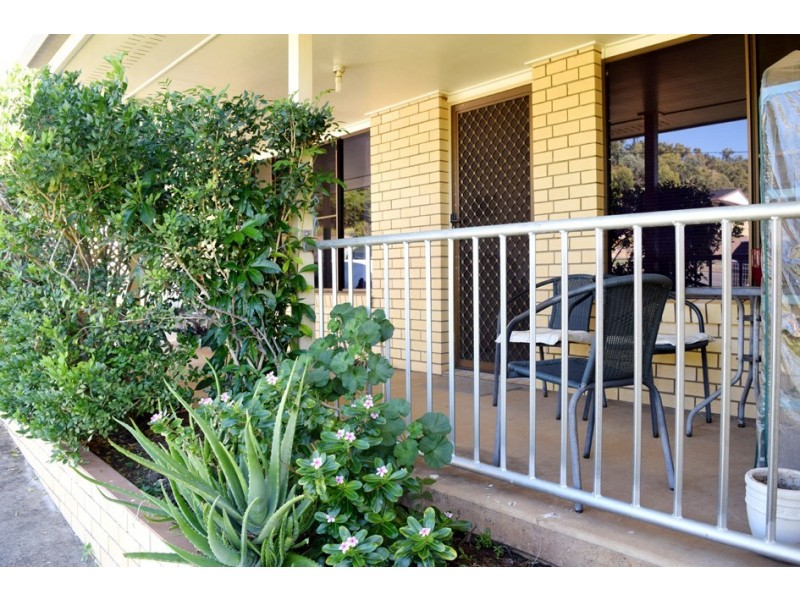 36 Pineapple Street, Gayndah QLD 4625