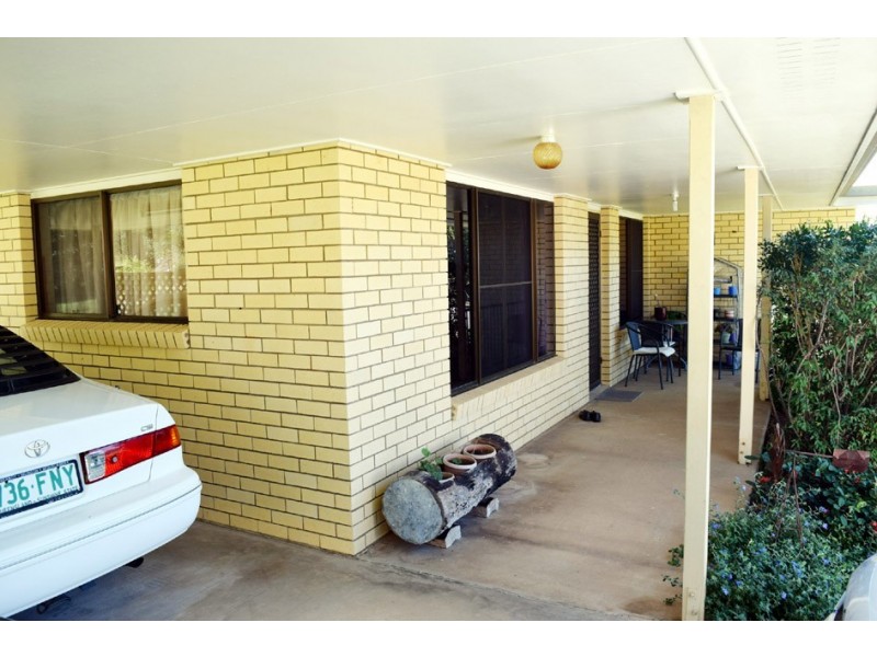 36 Pineapple Street, Gayndah QLD 4625