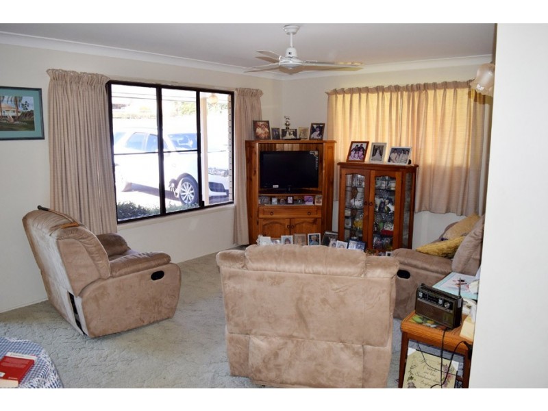 36 Pineapple Street, Gayndah QLD 4625