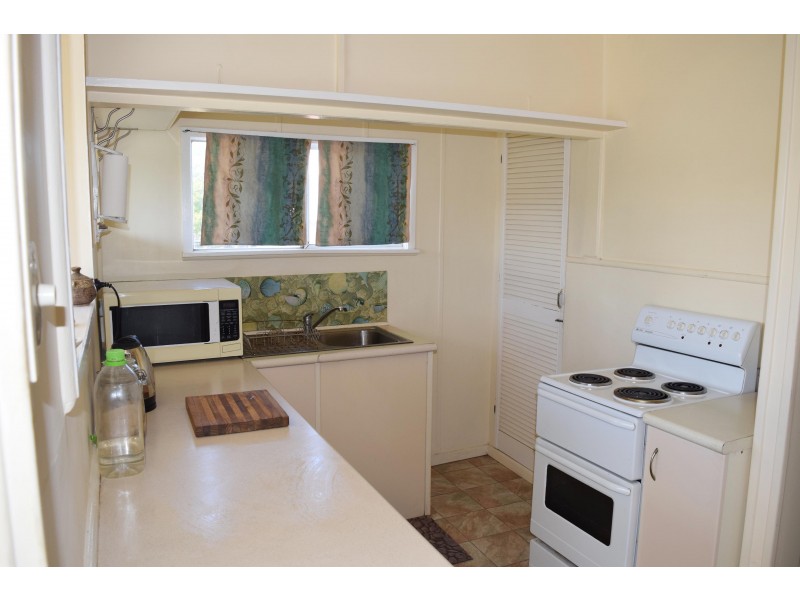 2 Juliet Street, Gayndah QLD 4625
