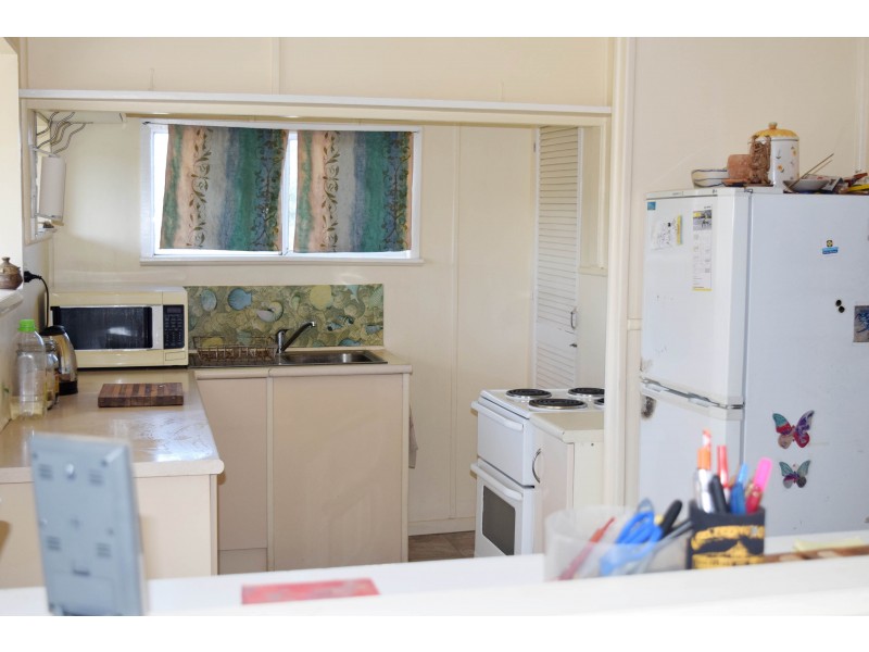 2 Juliet Street, Gayndah QLD 4625