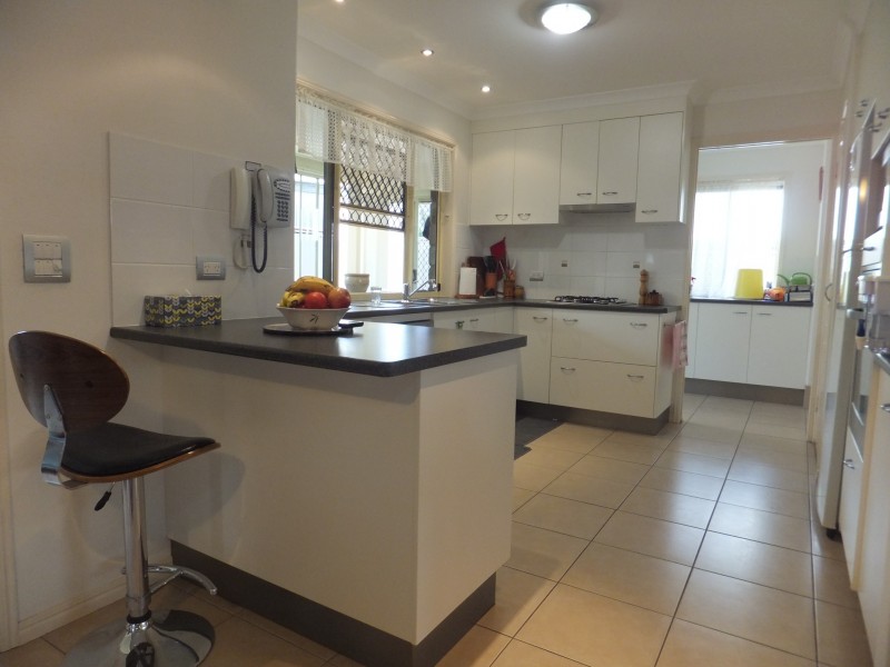 5/40-42 Macrossan Street, Childers QLD 4660