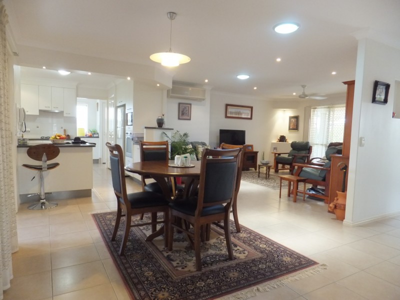 5/40-42 Macrossan Street, Childers QLD 4660