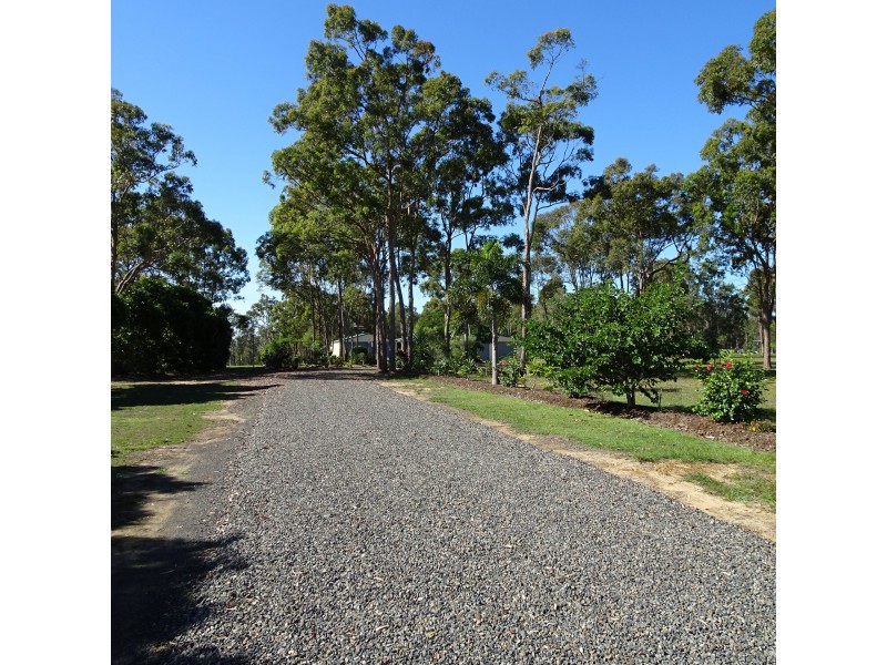 82 Oakview Drive, Redridge QLD 4660